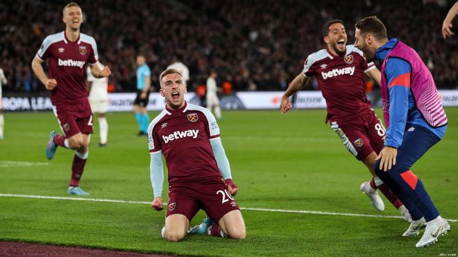 德甲第16轮战报：多特补时绝平法兰克福 多赛一场仍落后拜仁8分